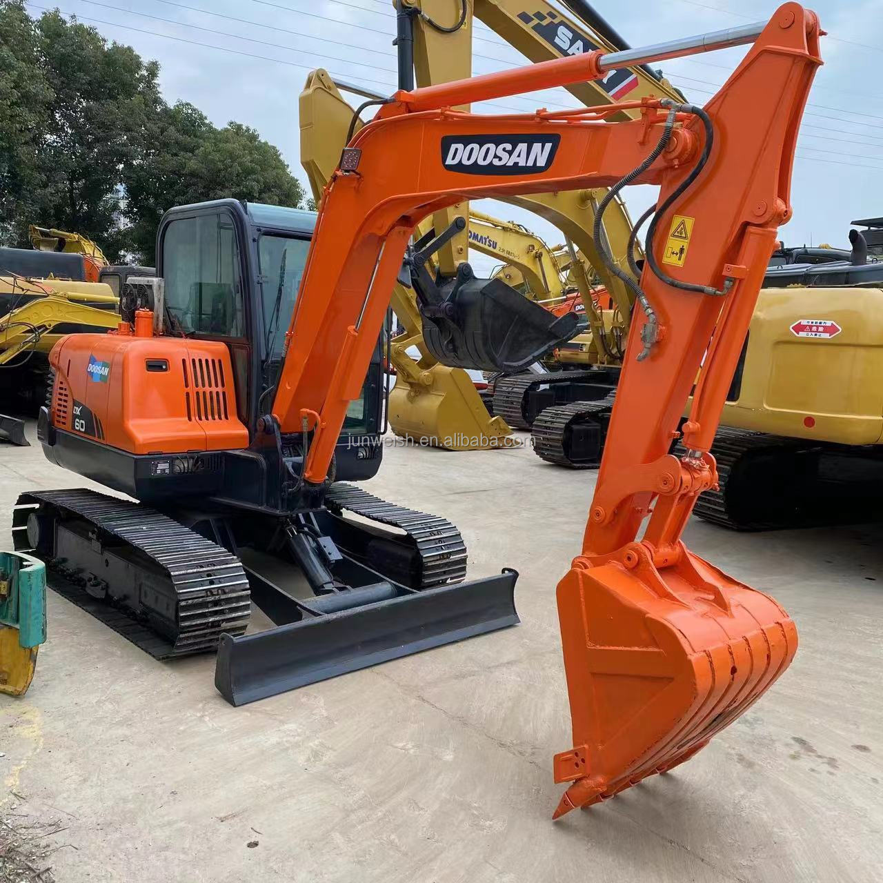 Korea Good quality Mini Excavator Doosan DX60 DH55 60 Used digger for Cheap Price Sale