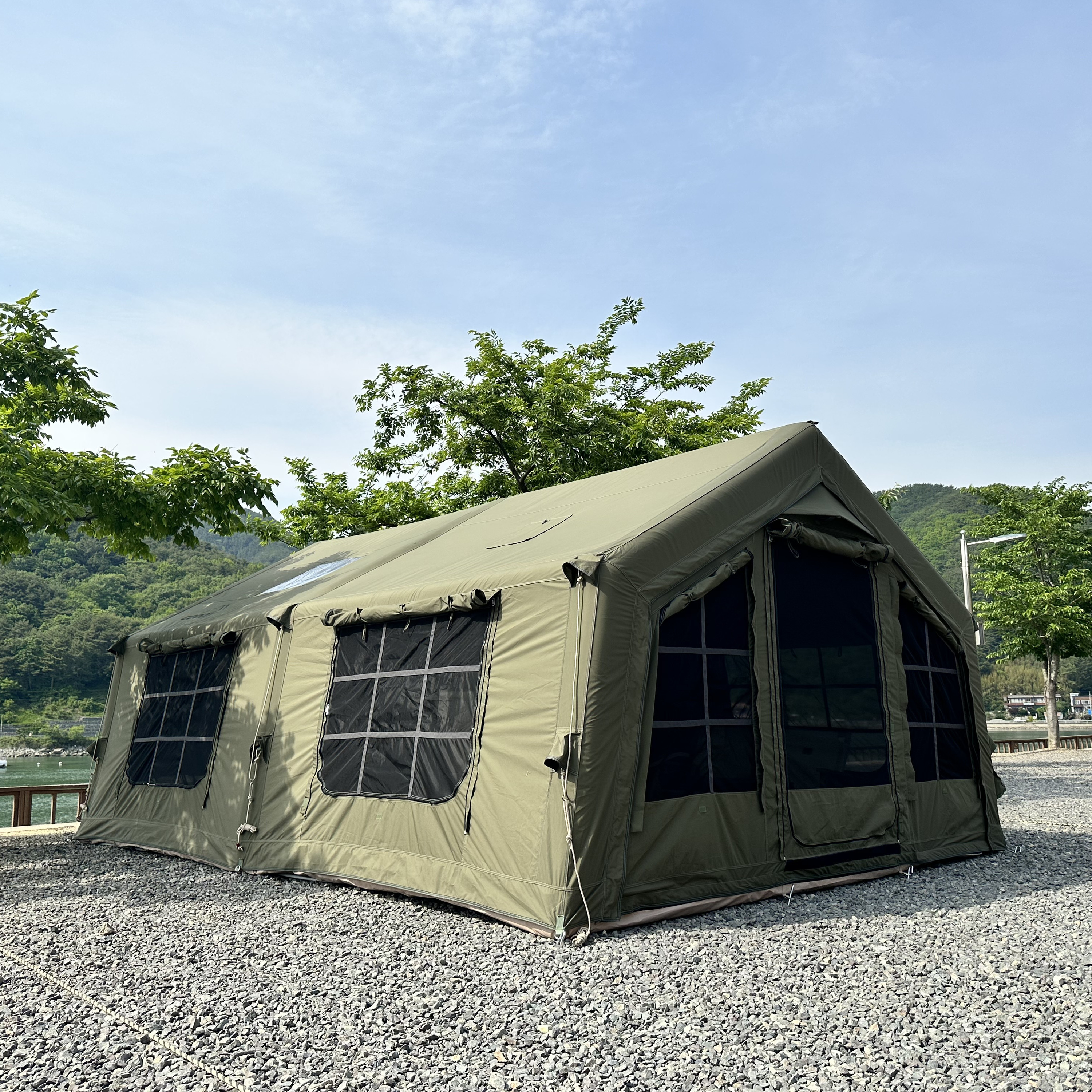 Coody Sole Supplier Coody Inflatable Tent UV Protection 13.68 Sqm Coody Air Tent Camping Tent with Bed