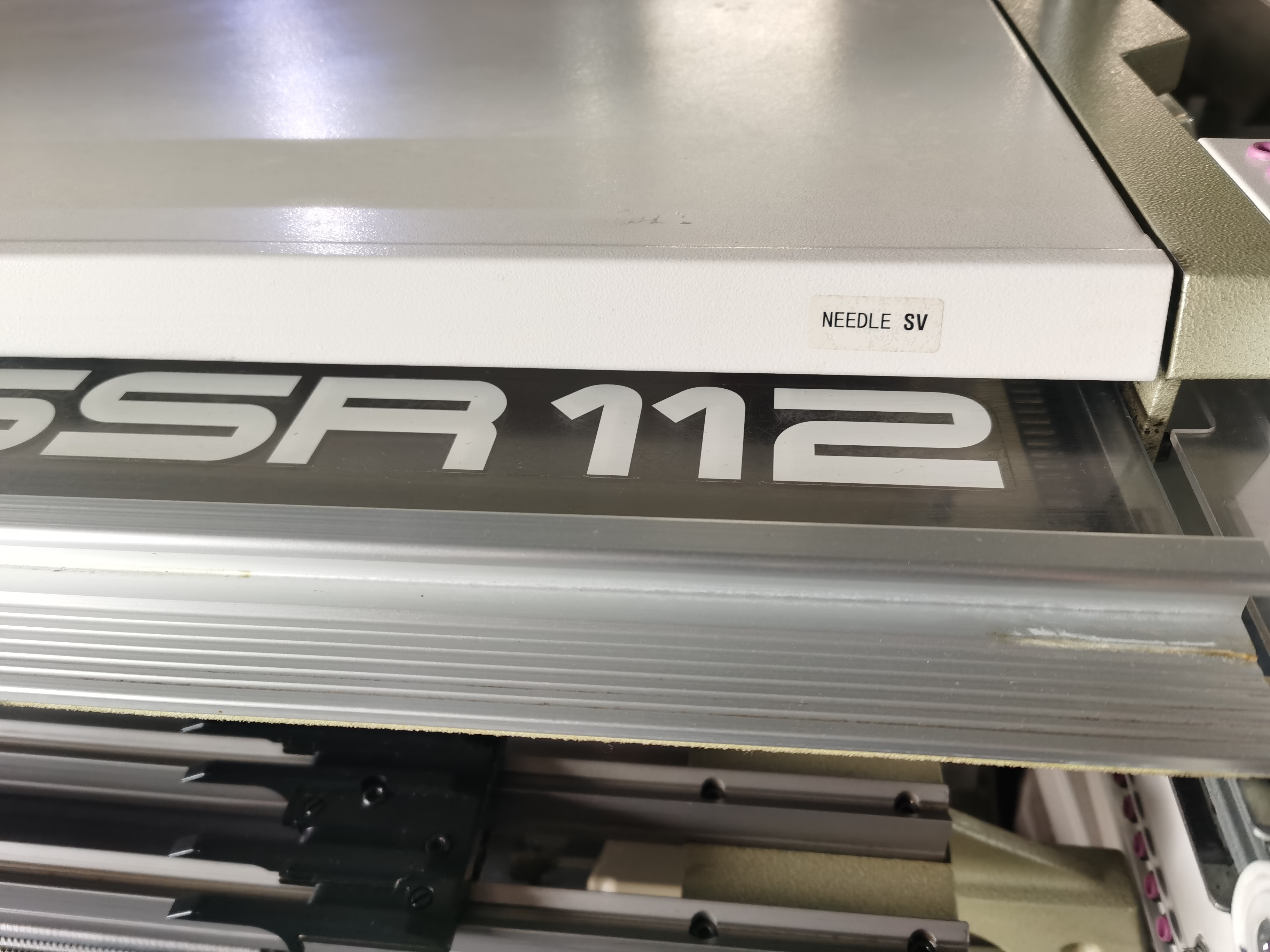 SHIMA SEIKI COMPUTERIZEDE FLAT KNITTING MACHINE SSR112SV