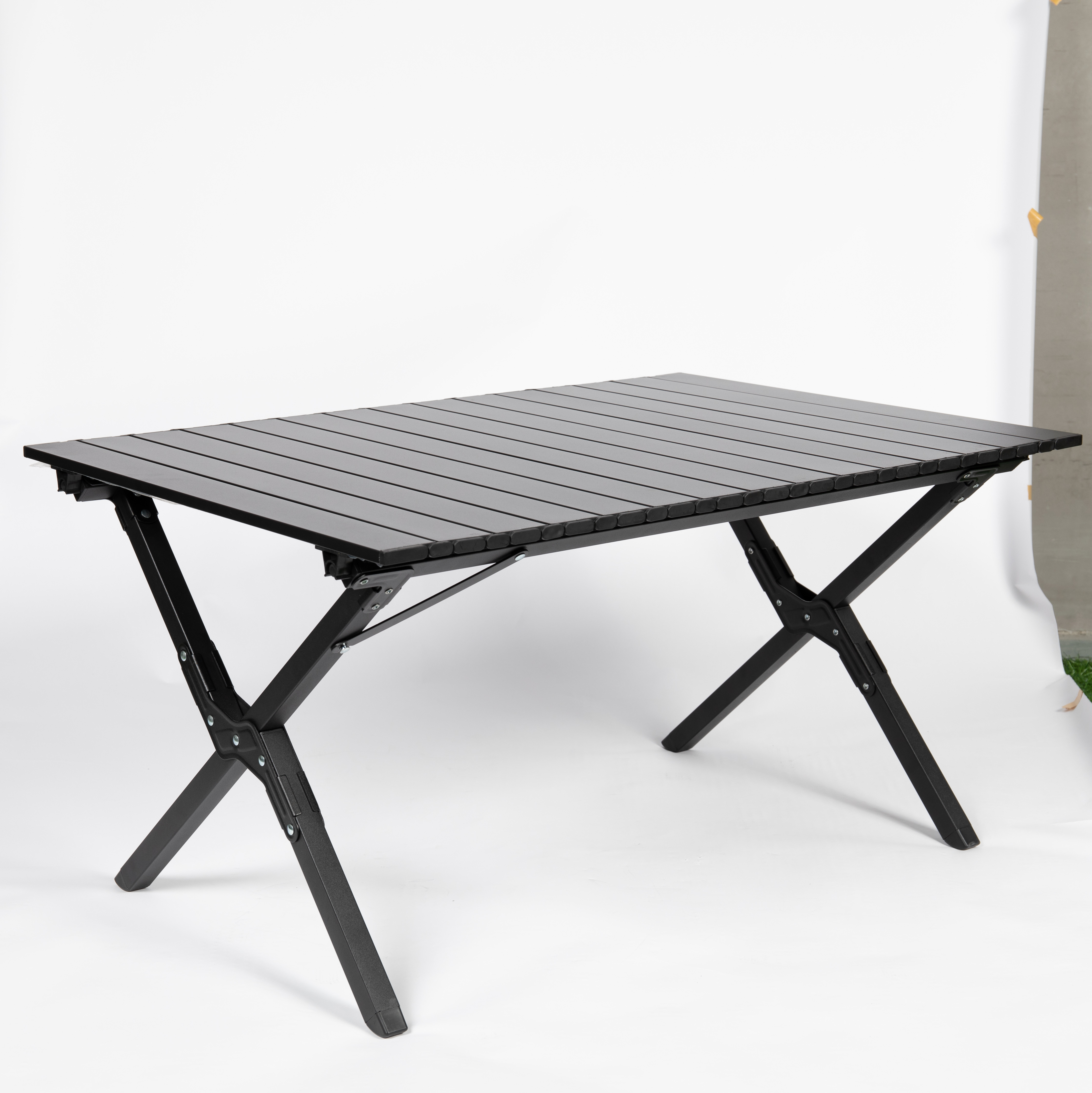 2023 New Customized Outdoor Indoor Aluminium Alloy Adjustable Lightweight Roll up Picnic Kitchen Camping Folding Tables