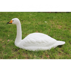 China Factory Wholesale Plastic Swan Decoys Snow Goose for Garden Decoration