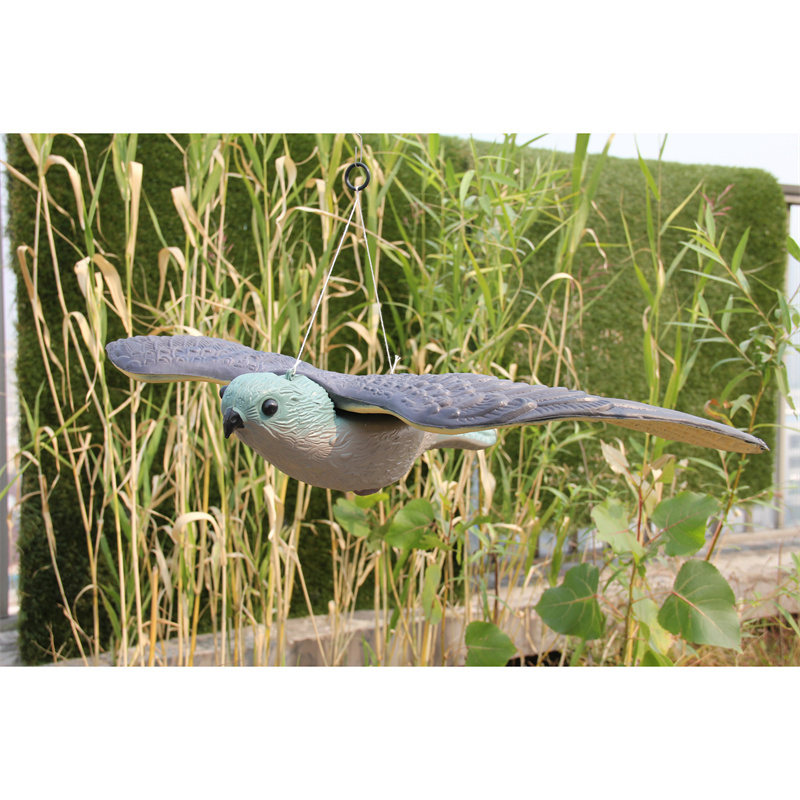 Plastic Flying Crow Decoys For Scaring Hawks Pigeon Deterrent Decoy Crow Keep Birds Away Bird Repellent