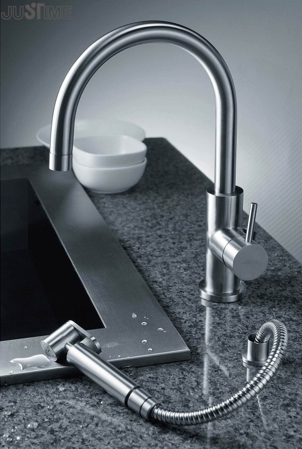 JUSTIME Single-Side-Handle L Shape Mixer Kitchen Sink Faucet With Side Sprayer Stainless Steel Brushed