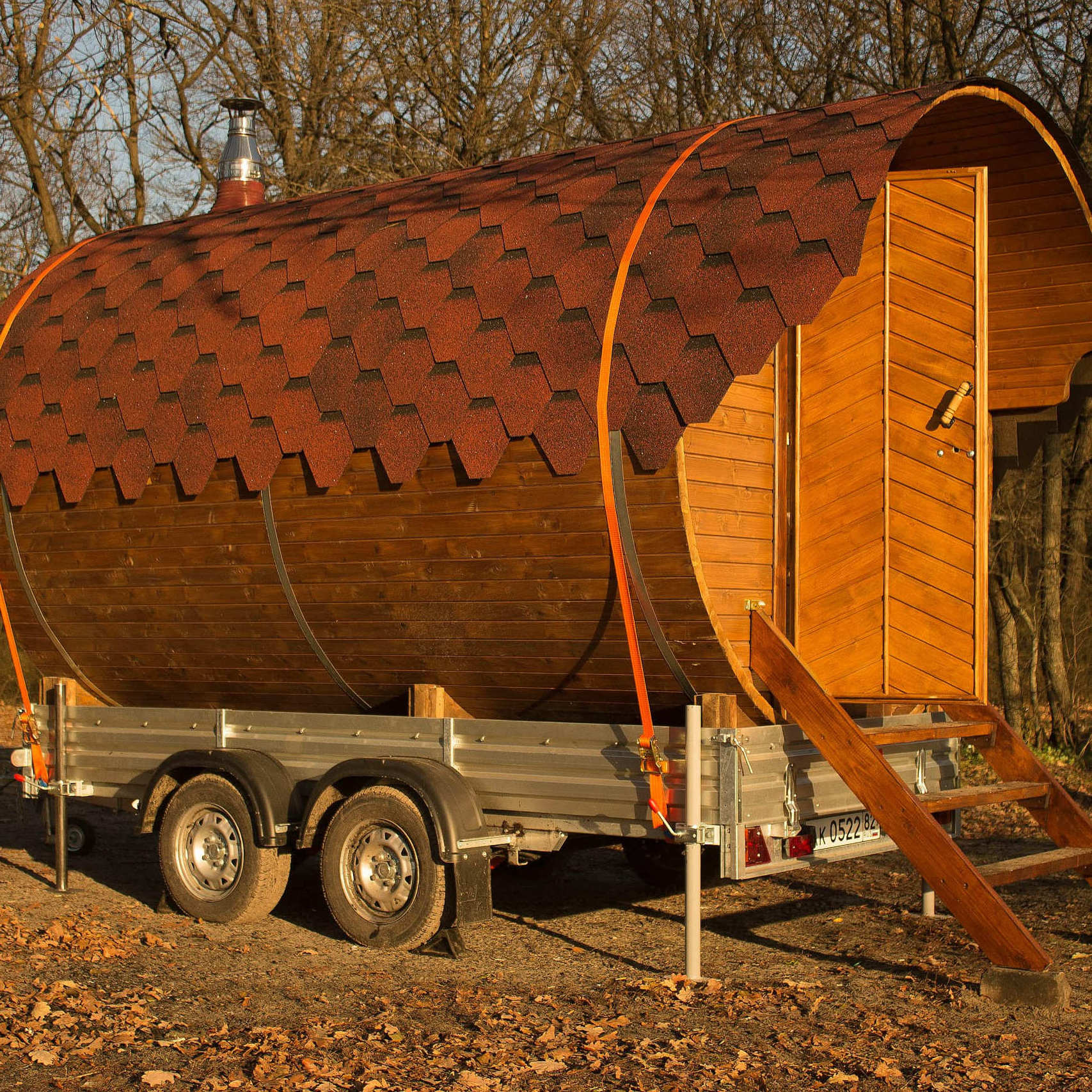 Hot Selling Finland Mobile Home Wet Steam Sauna Room /Portable Wooden Barrel Tent With Stove