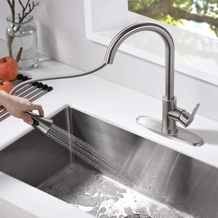 jutye Kitchen Sink Faucet Single Handle Stainless Steel 1.8 GPM  Kitchen Faucet with Pull Down Sprayer