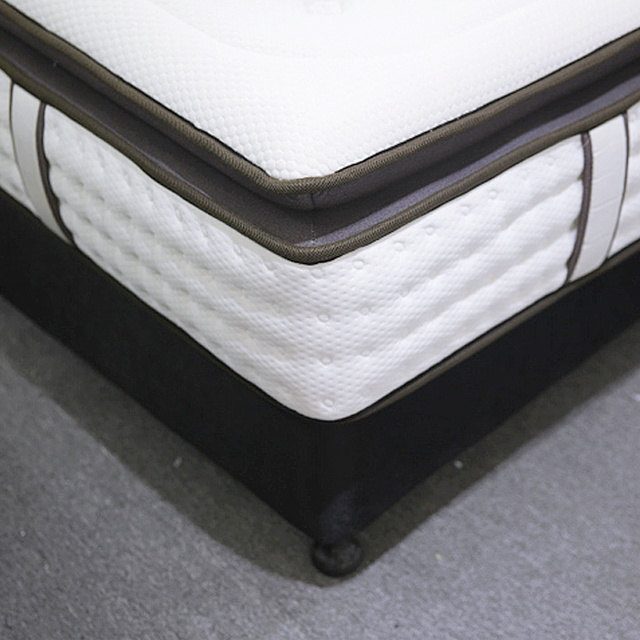 King Size mattress bed Ultra Plush Pillow Top Individually Wrapped Latex Coil Gel Memory Foam Mattress 3002 model supplier