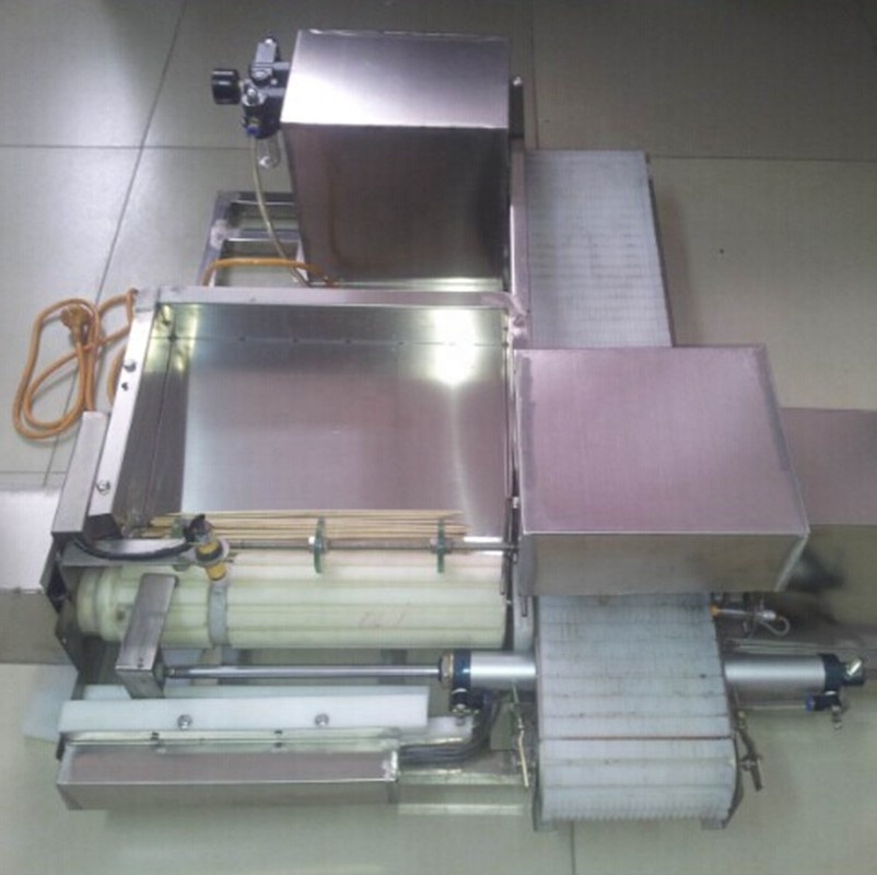 High efficiency labor saving shish kebab skewer machine / Chicken bunching machine / vegetable cluster machinery