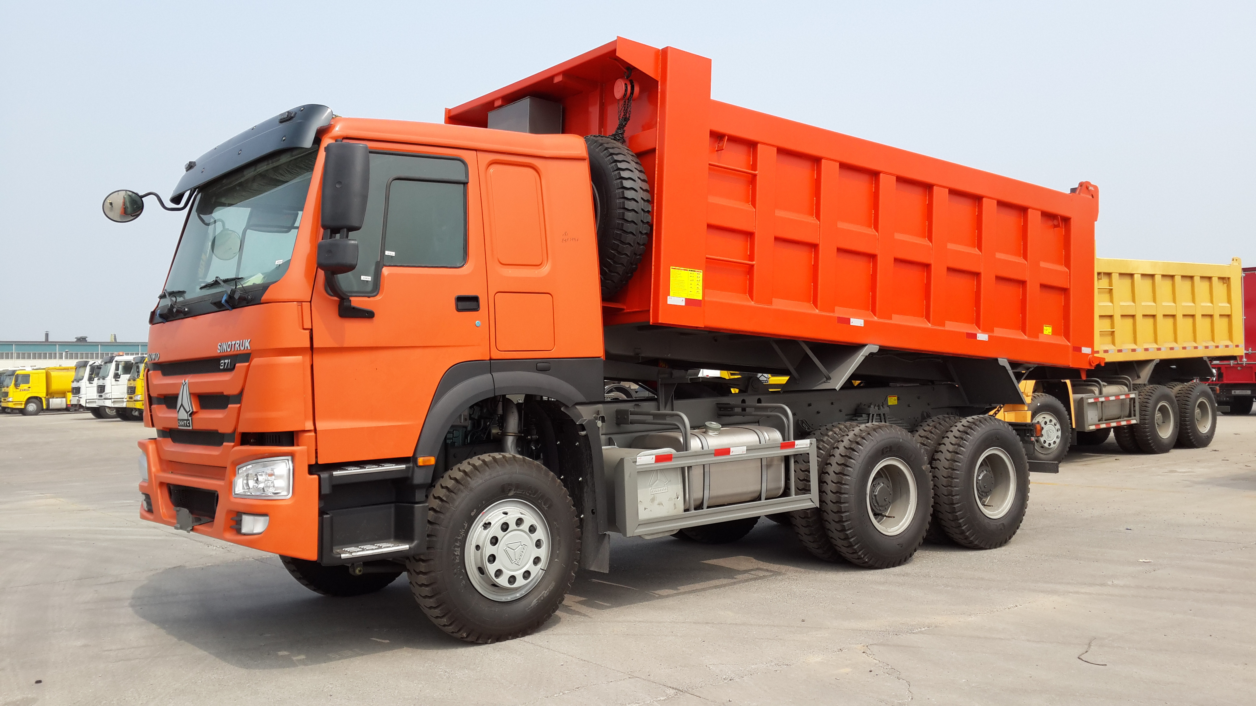 small tipper truck rear dump truck construction heavy loading tipping truck