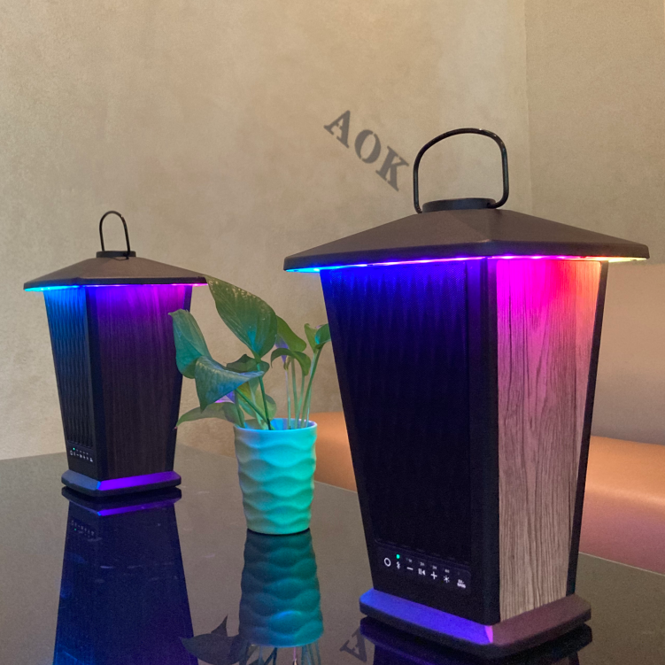 L17 Retro style outdoor wireless speaker Colorful lamp courtyard speaker with multi point connection function