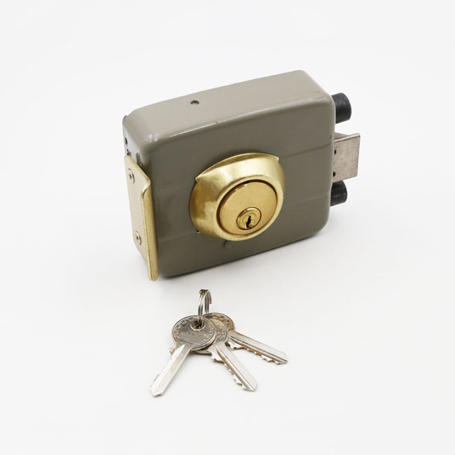 Hot Sale High Quality Rim Lock Dead Bolt Aluminum Brass Hook Rim Door Lock Double Side Full Brass Cylinder Gate Door Lock