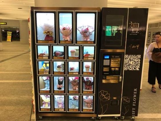 24 hours online self service locker flowers vending machines convenience stores fresh fruits salad cake gird vending machine