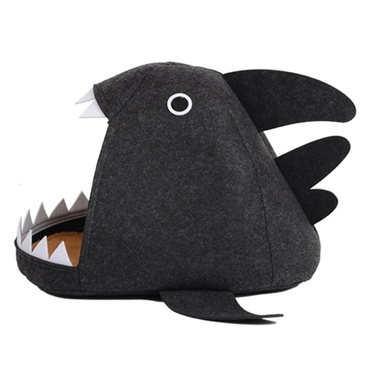 Custom New Design Four Seasons Washable Felt Shark Pet Cat Custom Shape Dog Bed For Pet