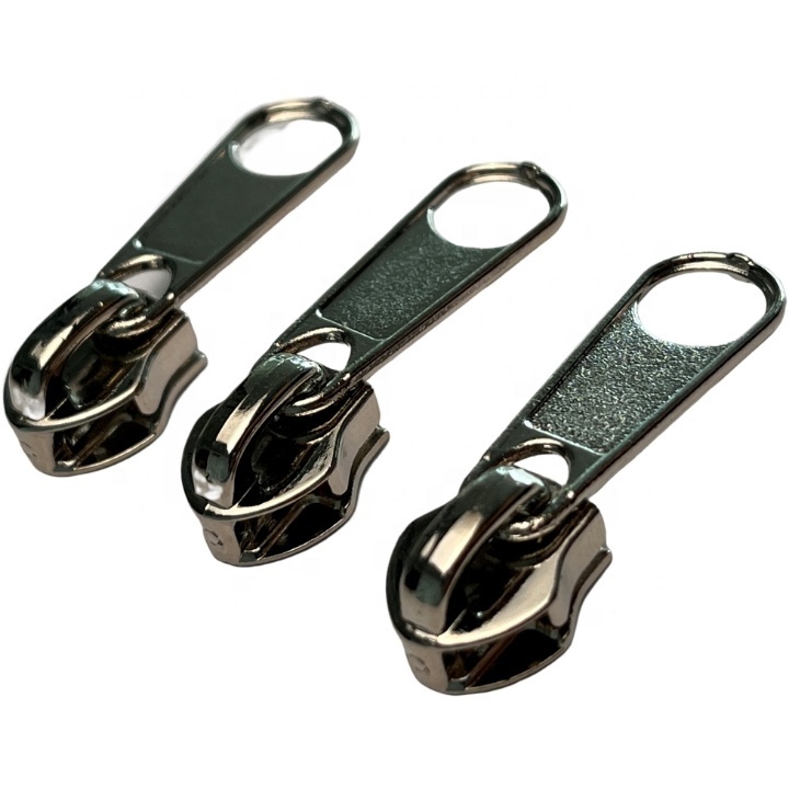 Factory wholesale No.5 Non Lock Zipper Slider with Decorated 5# zinc alloyPuller for Nylon Zipper