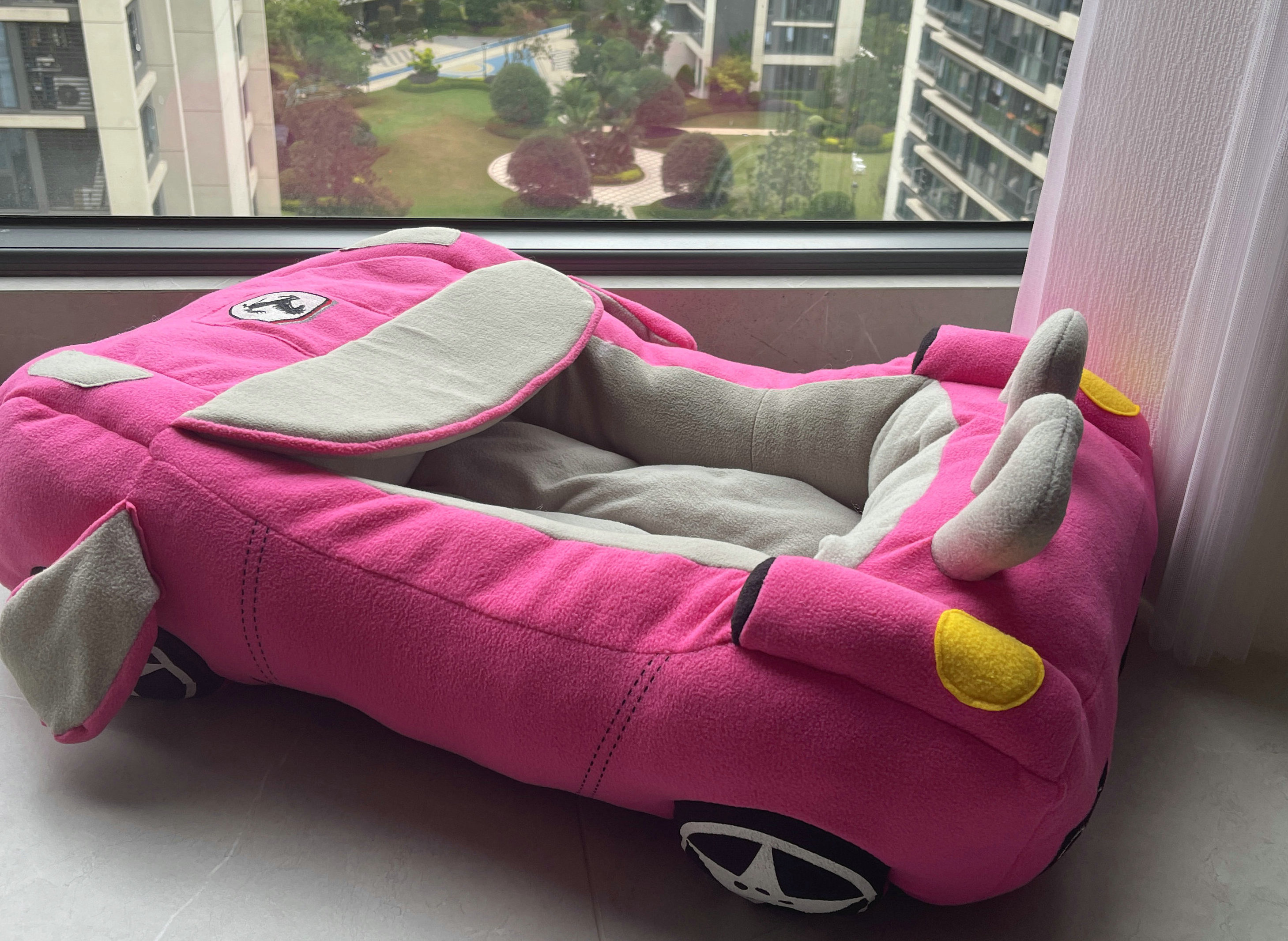 JXANRY Funny Dog Pink Car Bed Pet Kennel Wholesale Multi Color Comfortable Warm Pet Cushion Winter Cat Kennel Furry Pet Bed