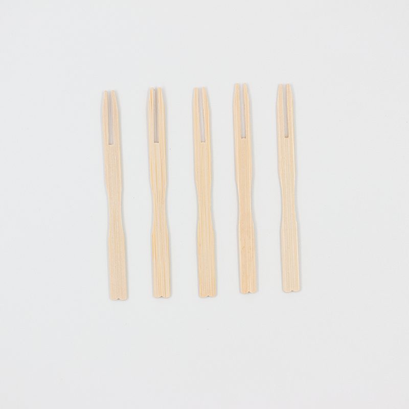 2023 high quality natural materials wholesale price custom disposable fruit fork