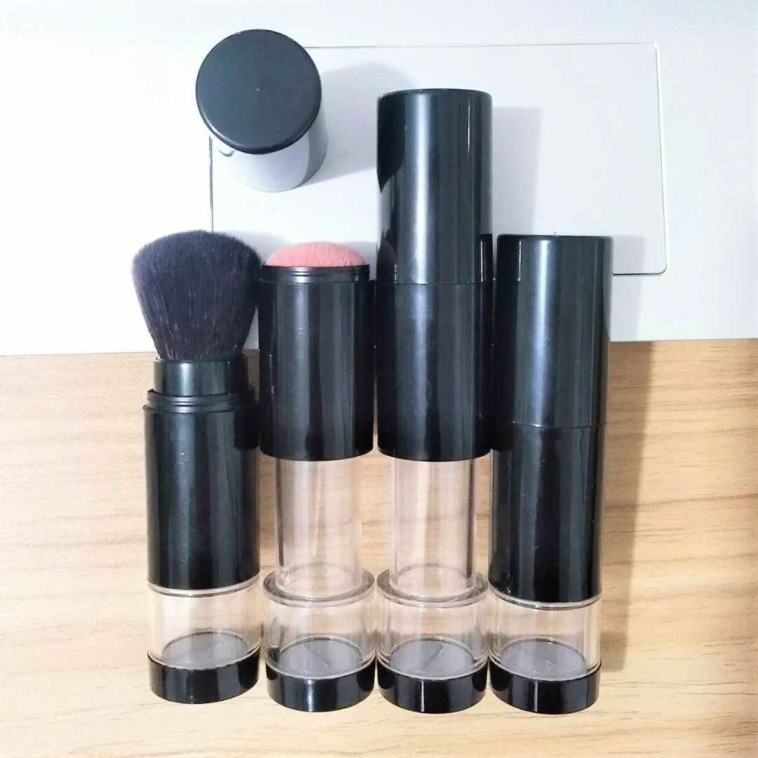 HMU Kabuki Mineral Loose Face Refil Powder Brush Container Single Short Handle Pump Refillable Body Face Dispensing Powder Brush