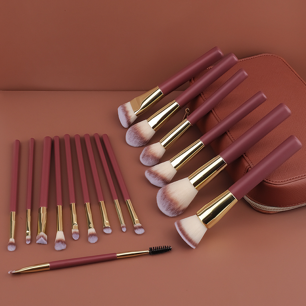 HMU 2024 Cosmetics Makeup Brushes High Quality Custom Logo Professional Vegan Matte Wood Handle Red Gold Makeup Brush Set