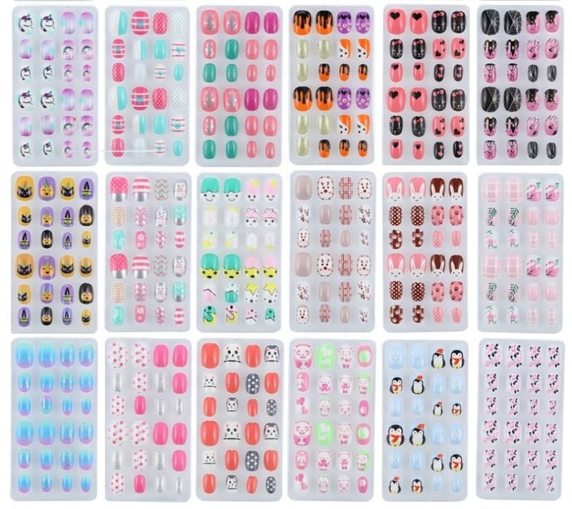 Kawaii Press on Nails 24 Designs Cute Kids False Press on Nails Back Glue Top Popular 24pcs/set Wholesale