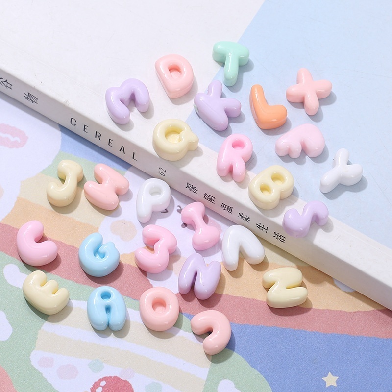 Kawaii Nail Charms Hello Cat 4 Colors Cute Mini Resin Bulk Nail Accessories Wholesale Professional Nail Stones