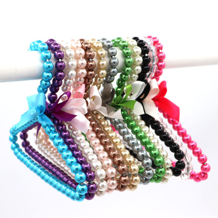 Pet clothes hangers Fashionable multi-color pearl pet hanger Slip resistant beaded hangers are hot sellers 20cm wholesale pet