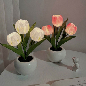 LED Simulation Bouquet Led Tulip Night Lamp Table Lamp Bedroom Girls Dormitory Atmosphere Desk Lamp Smart Lighting