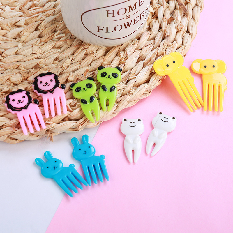 Bento Picks Customized Family Use Cute Cartoon Animal Shape Food Fruit Fork Party Gift Mini Fork for Kids Travel