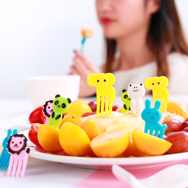 Bento Picks Customized Family Use Cute Cartoon Animal Shape Food Fruit Fork Party Gift Mini Fork for Kids Travel