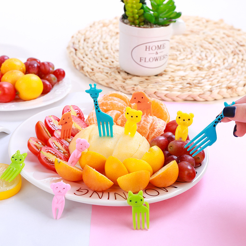 Bento Picks Customized Family Use Cute Cartoon Animal Shape Food Fruit Fork Party Gift Mini Fork for Kids Travel