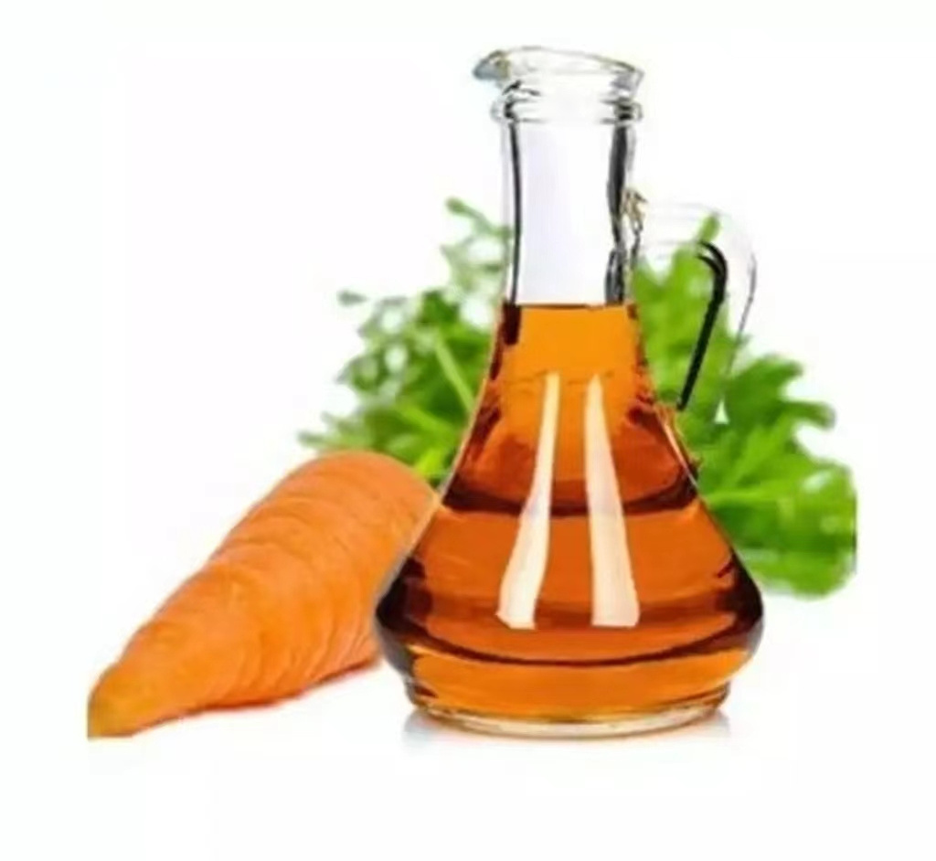 Organic Carrot Seed Oil 1KG for Skin Lightening