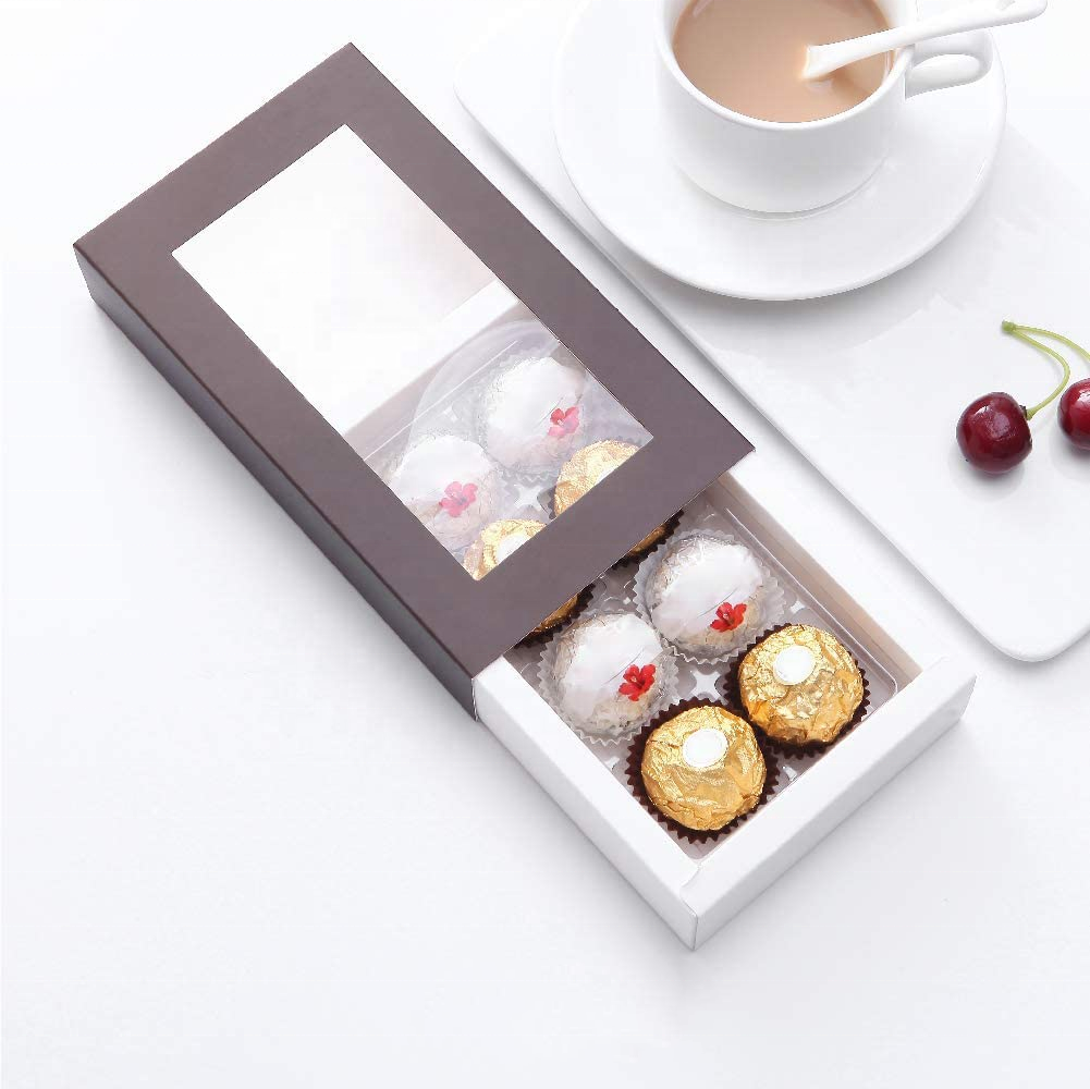 Pull Out Candy Truffles Chocolate Paperboard Packaging Box with Dividers Viewing Window Sleeves 8-Piece Plastics Tray