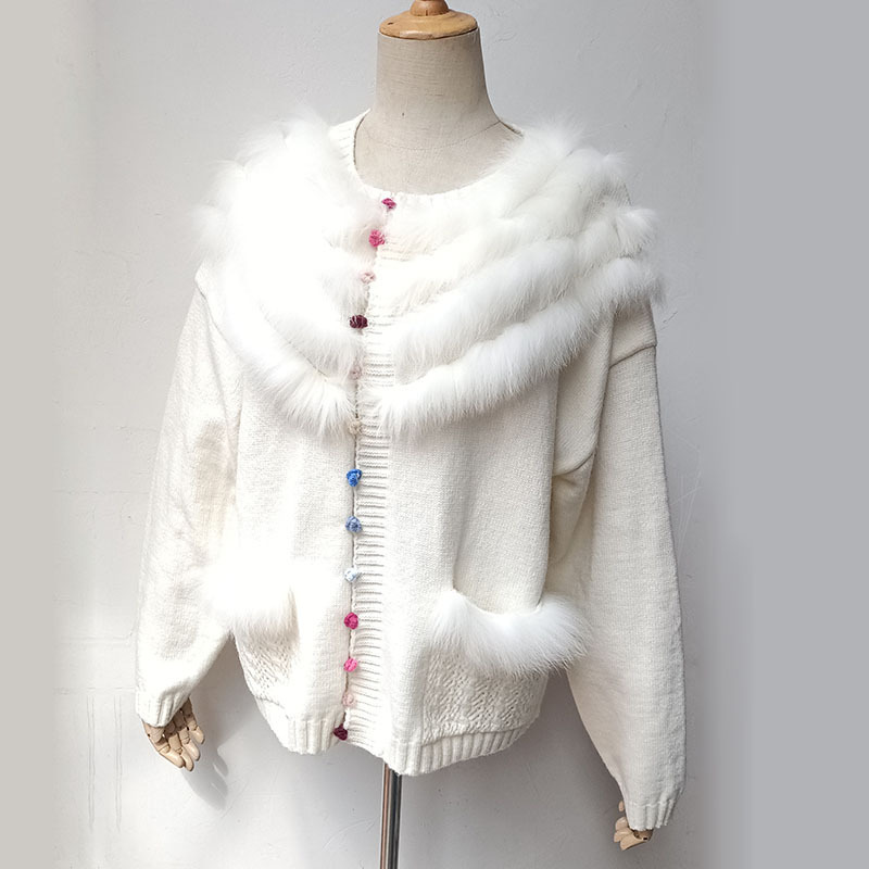 New Design Women Knitted Cardigan Sweater With Fox Fur Trim Loose Long Sleeve Sweater With Multi Color Button Knitwear Sweaters