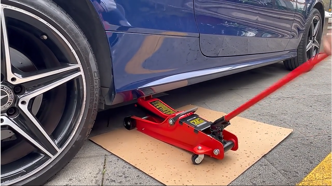 2.5 low profile car hydraulic jack low position jack for lifting car