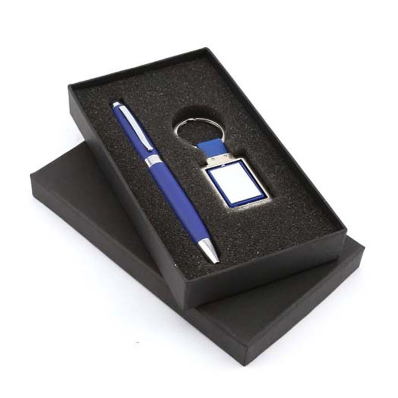 Manufacturer Executive Promotional Business Latest Corporate Gift Set Cardholder Wallet keychain USB Drive Ball Pen Gift Set