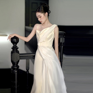 Korean satin wedding dress 2023 elegant slimming white simple outerwear yarn sexy backless bridal tail dress