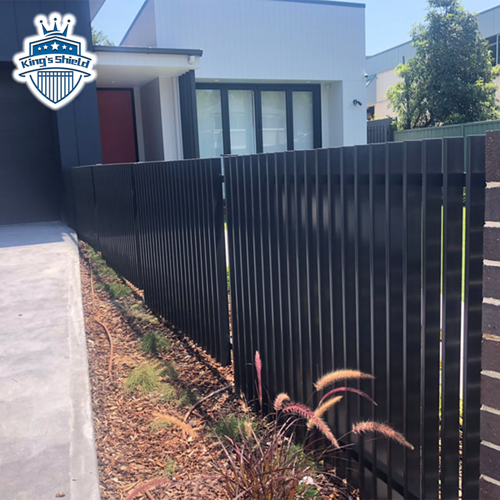 Hot selling Modern Design  Aluminum Vertical Blade Fence Outdoor Welded Fencing Aluminium Batten Garden Fence