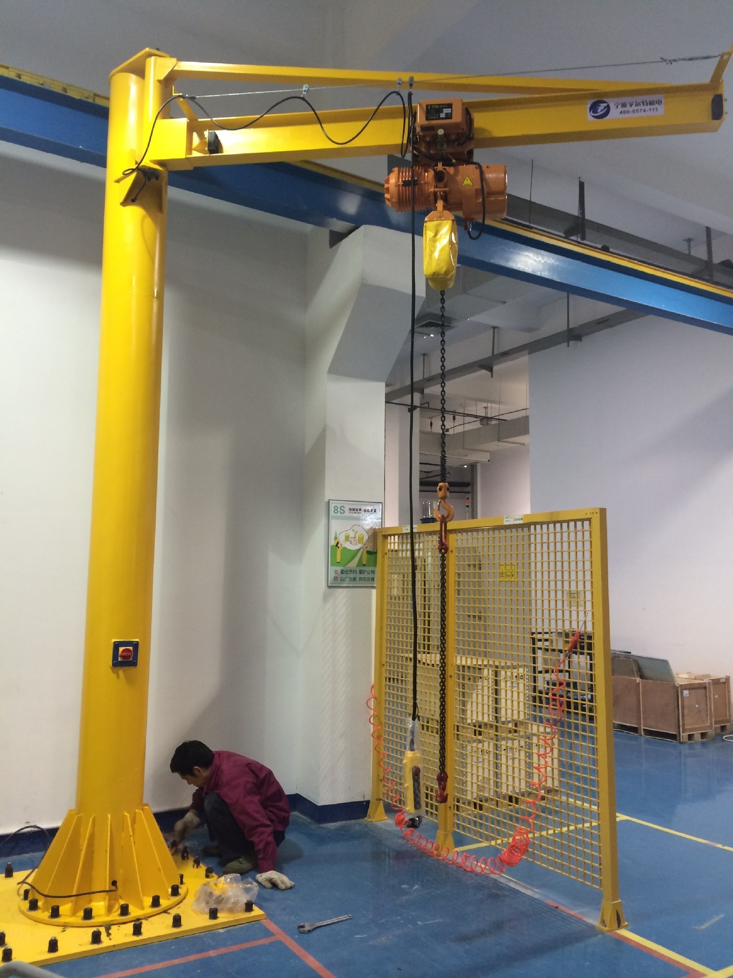 500kg Small Portable Jib Crane Dwg Price Industrial Traveling  Mounted Jib Crane Lifting Equipment