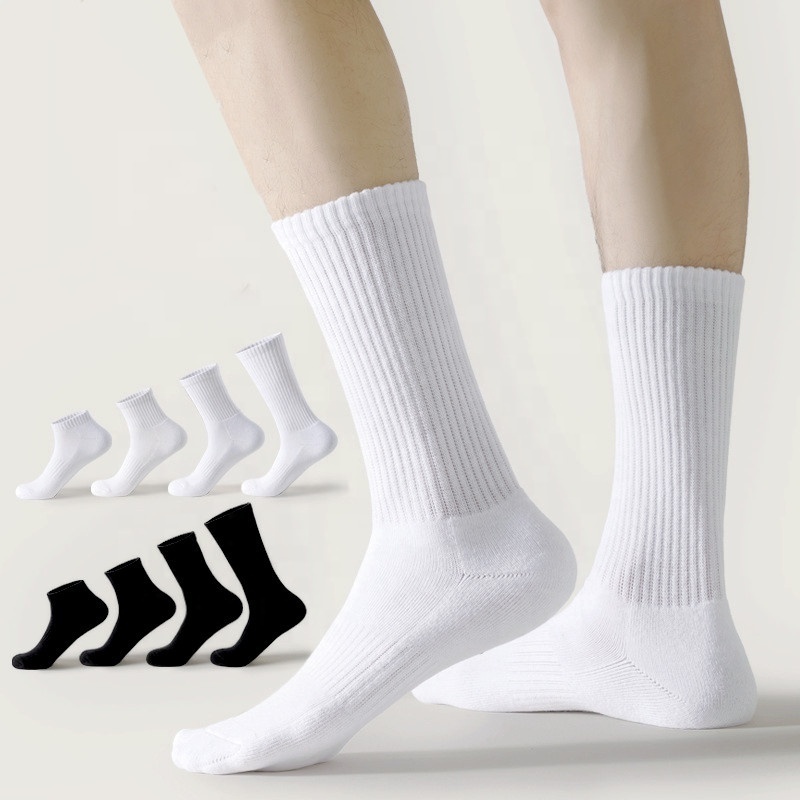 High quality jacquard knitted letter wholesale crew cotton socks sports custom socks men