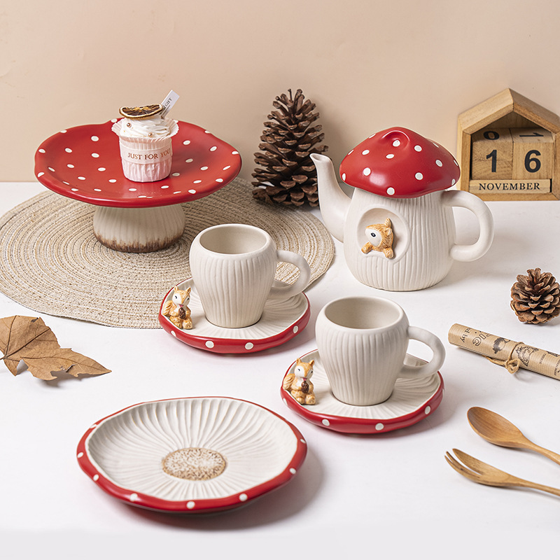 Creative red mushroom ceramic tea pot with tea cup set cute kids water kettles and standing cake plate coffee pot set