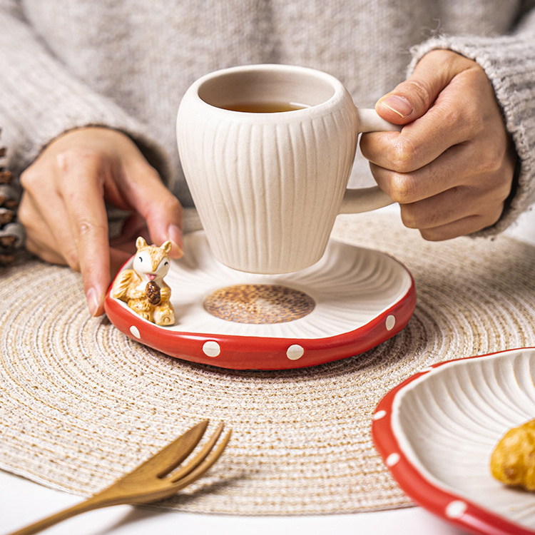 Creative red mushroom ceramic tea pot with tea cup set cute kids water kettles and standing cake plate coffee pot set