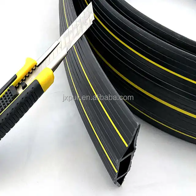 Puli Supply Event Light Duty Rubber Cable Protector Floor PVC 1 Channel Cable Protector Cable Cover