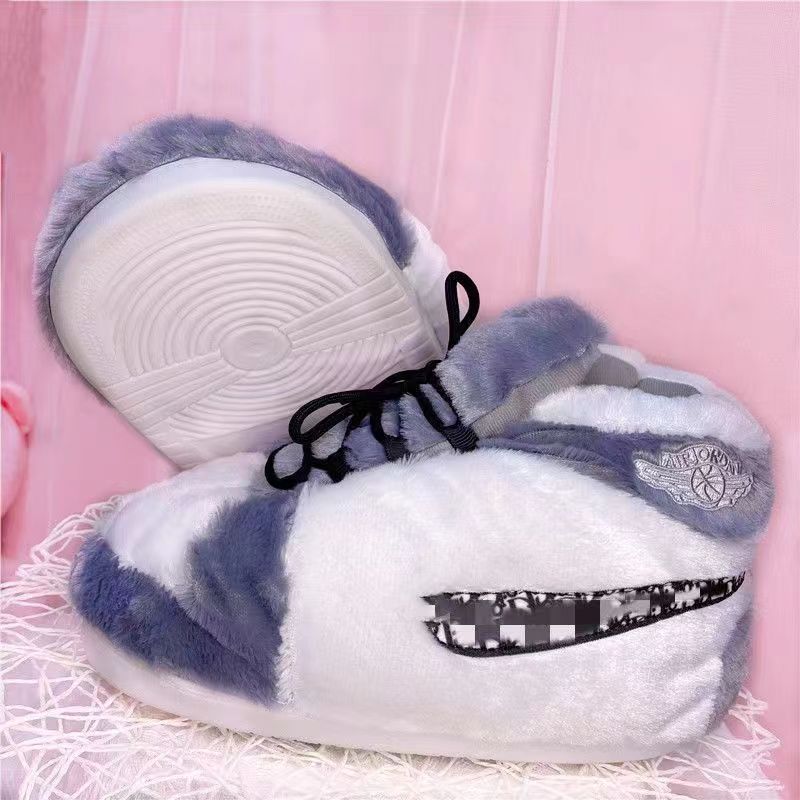 Fashionable Adult House Sneaker Slippers Winter Soft Cozy Indoor Shoes Furry Slippers Big Plush Sneaker Slippers