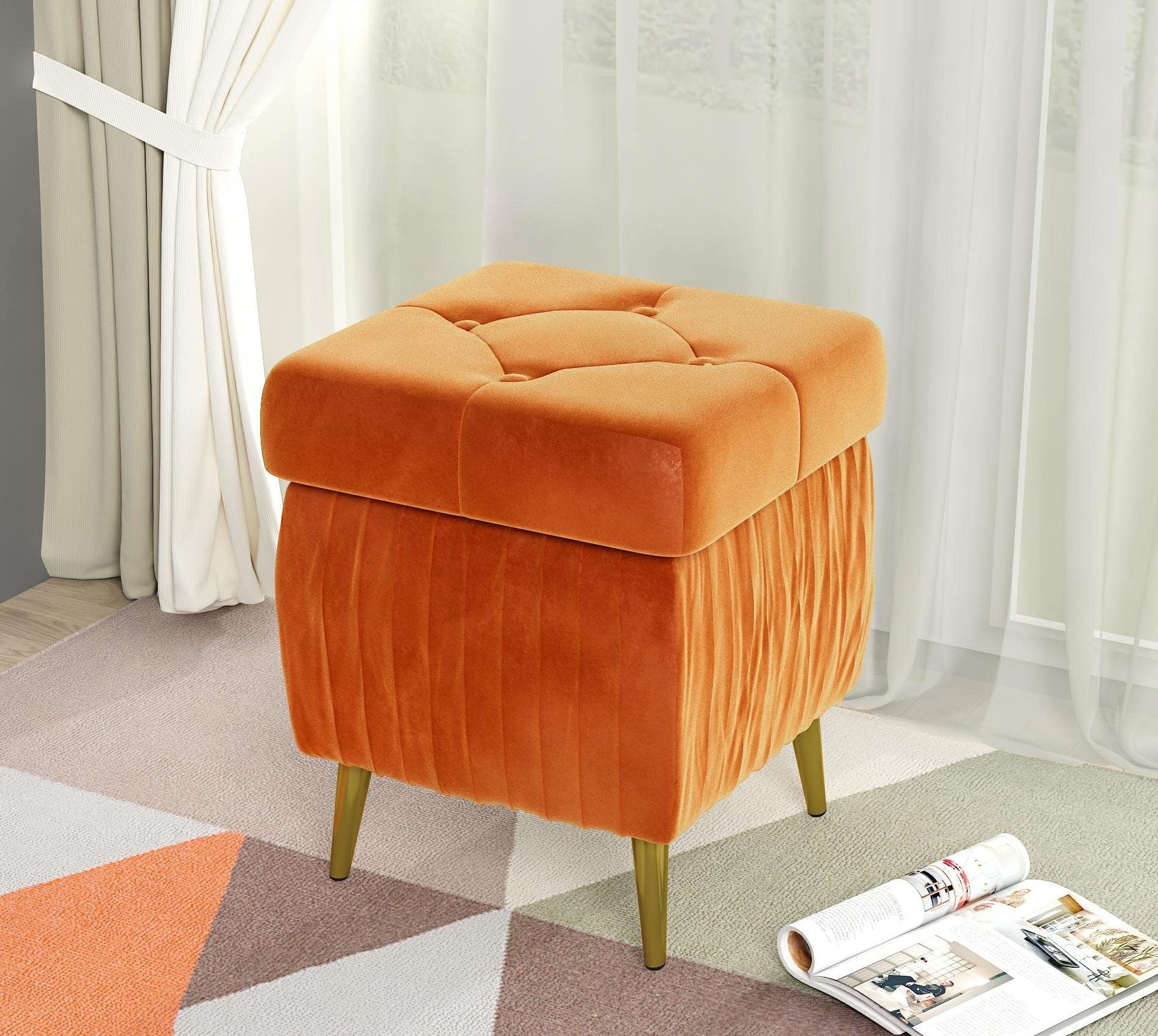 Wholesale Square Small Stool Tufted Upholstered Velvet Ottoman Stool with Storage Flip Top Bedroom Bench