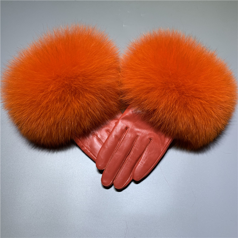 High Quality Fashionable Ladies Wearing Natural Sheep Fur Skin Gloves with Real Fox Fur Genuine Leather Gloves Fur Cuff