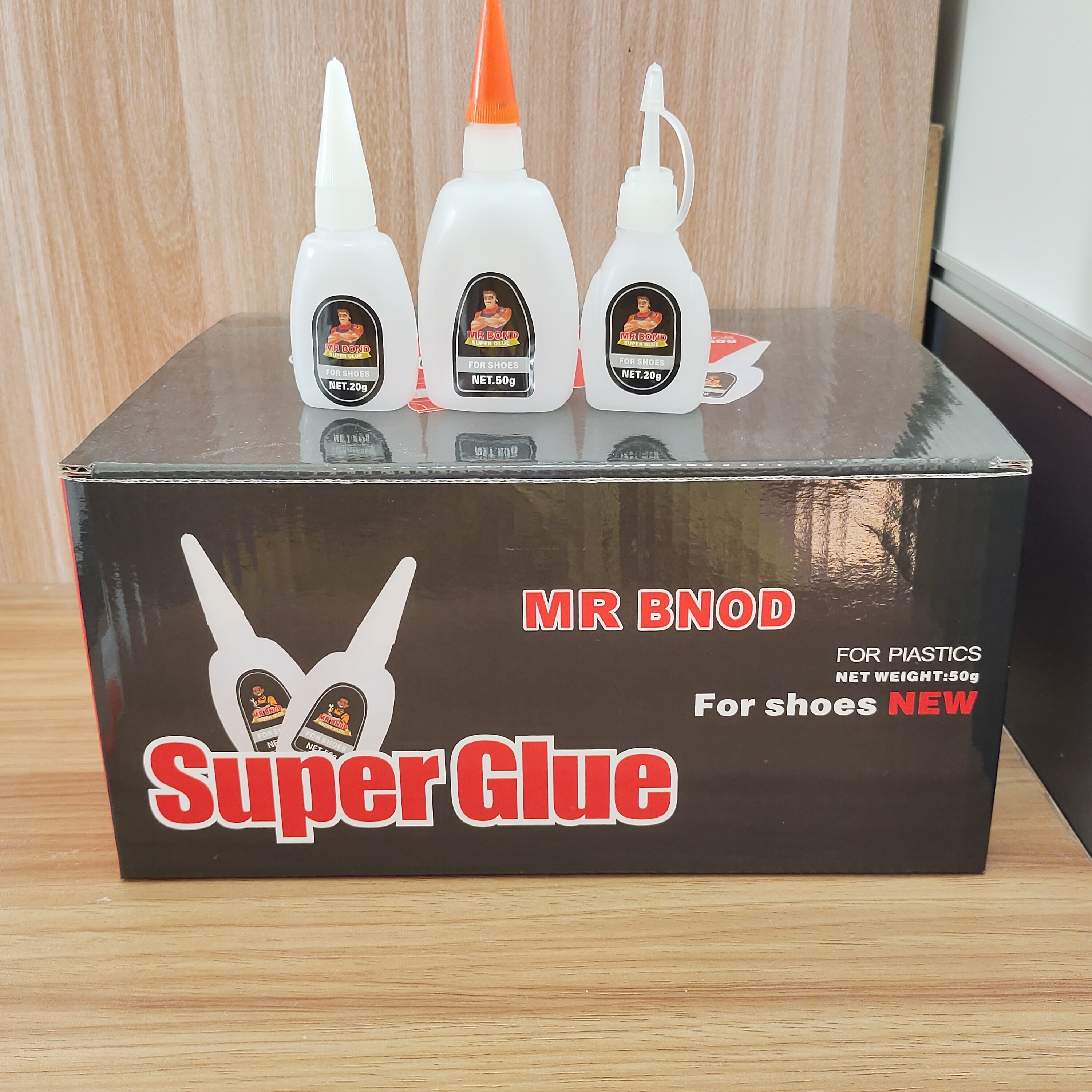 MR BOND Super Glue High Quality Epoxy and Acrylic Based for Woodworking and Packing Use