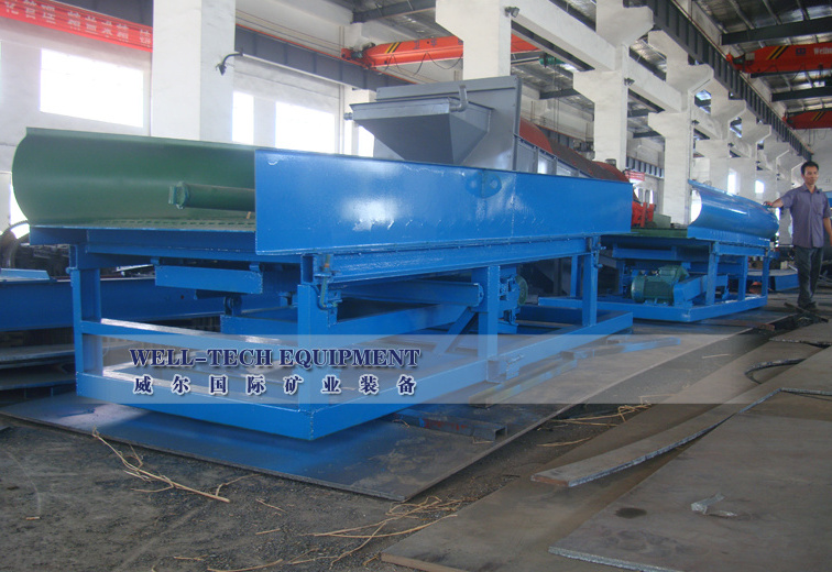 Fine gold sluice box mining machine