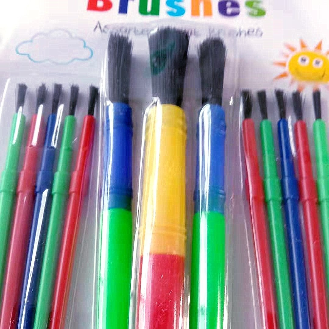 Art supplies children paint set candy colored plastic handles children painting brush set children