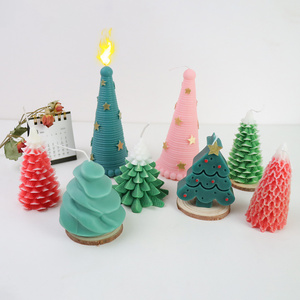 2024 Hot Sale Beige Customizable Aromatherapy Handmade New Year Decor Christmas Tree Scented Candles for Thanksgiving