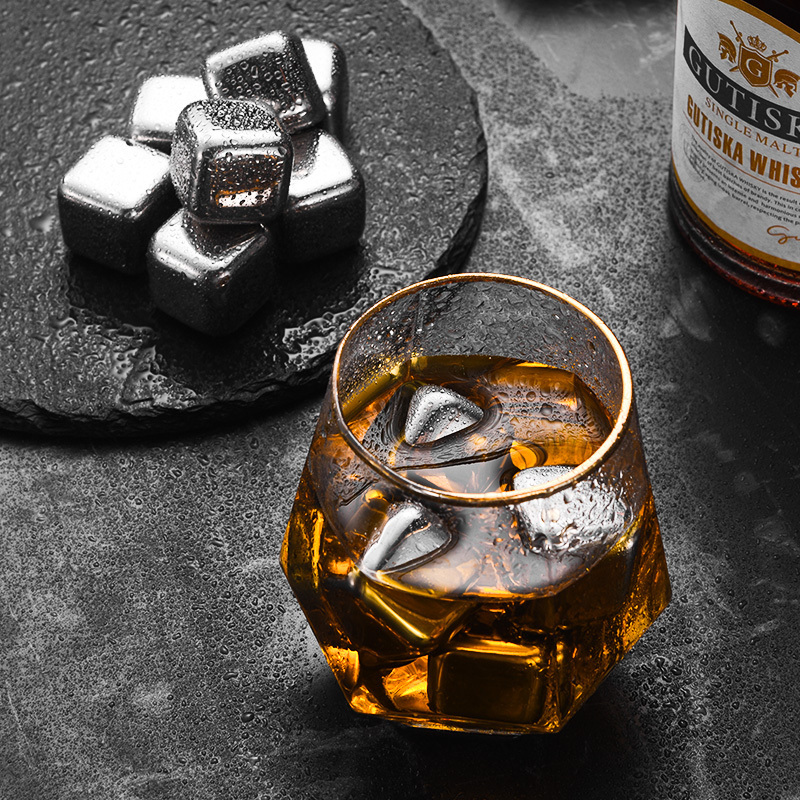 Summer hot sales Reusable Chilling Whiskey Stones stainless steel beer ice stone 18/10 Square Whiskey Ice Cube