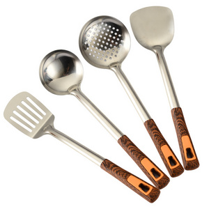 Stainless steel wooden handle spatula kitchenware set soup spoon and strainer spatula cooking set household kitchen utensils