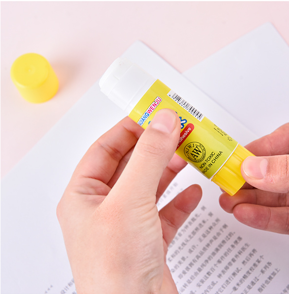 23g High Viscosity Glue Stick Paper PVA Glue Stick For Students